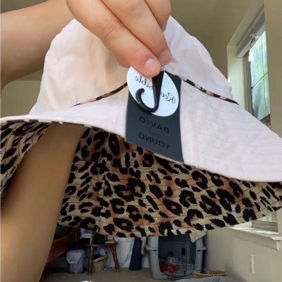 Brown and Pink Bucket Hat with Leopard Print - Picture 4 of 5